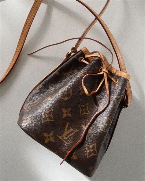 louis vuitton outlet milano|Louis Vuitton second hand rome.